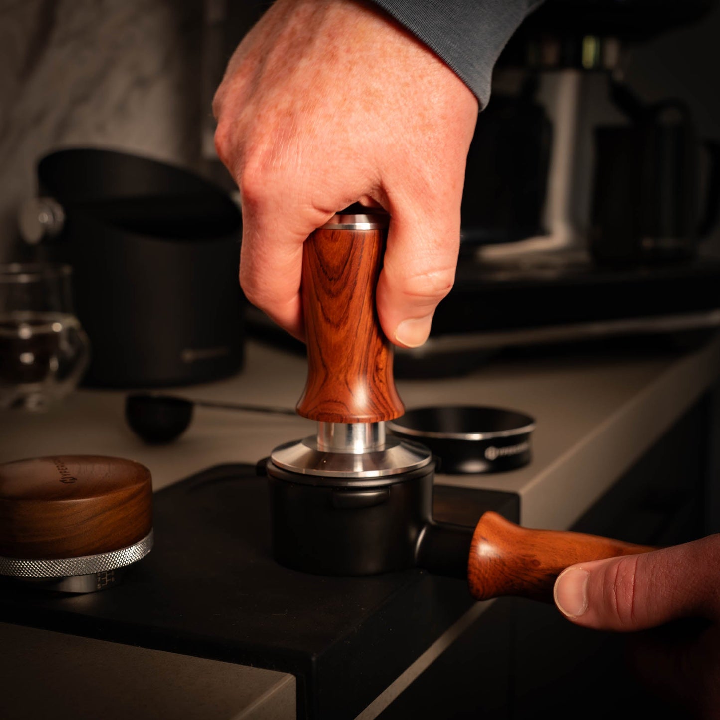 Self Levelling Coffee Tamper (Rosewood)